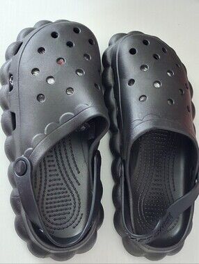 Woman Black Comfort Foam Clogs